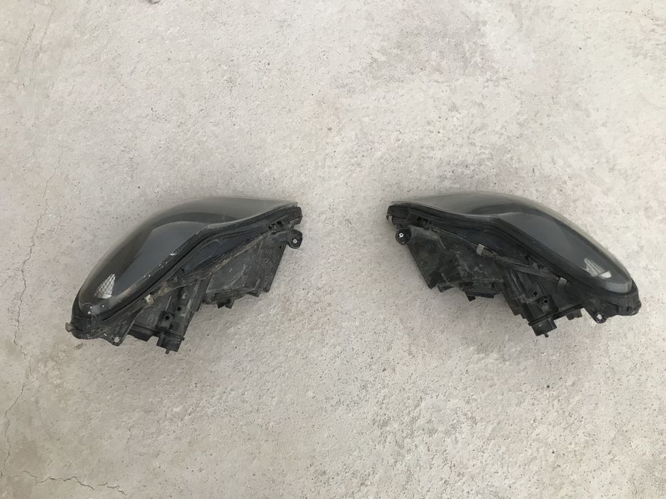 Фар Мерседец CLS банан