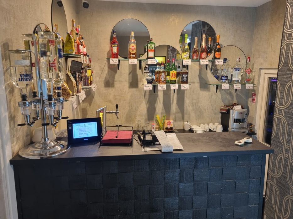 Vand afacere bar