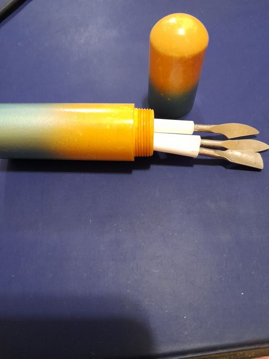 Ретро дамски несесер