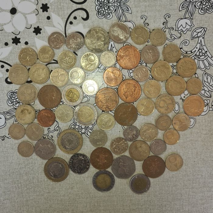 Monede și bancnote vechi