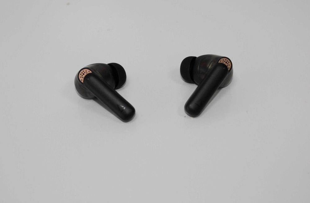 Creative Aurvana Ace 2