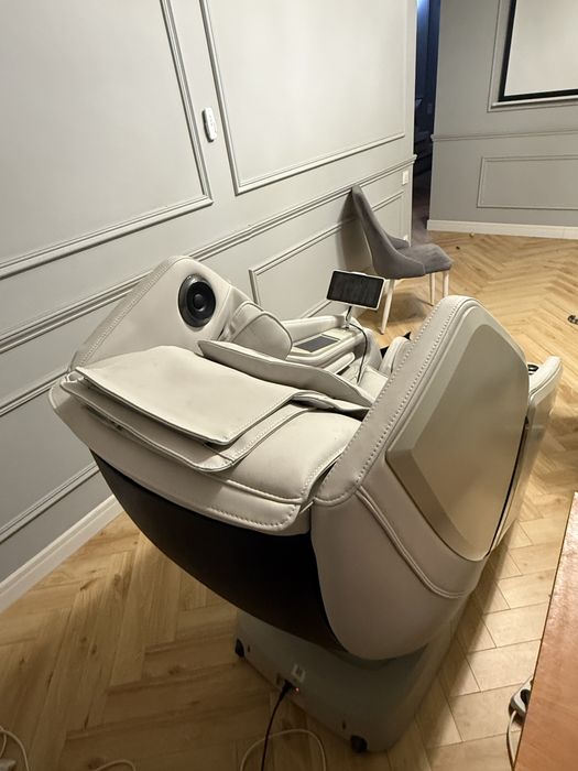 Массажное кресло CASA&MORE