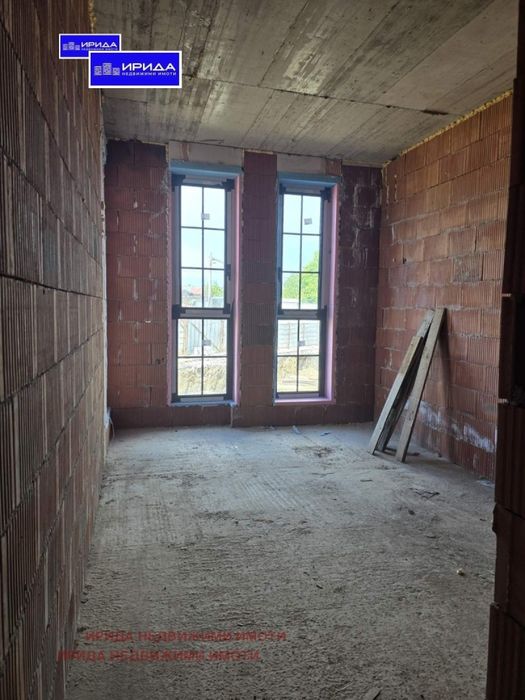 Тристаен апартамент в Малинова долина с АКТ 14!