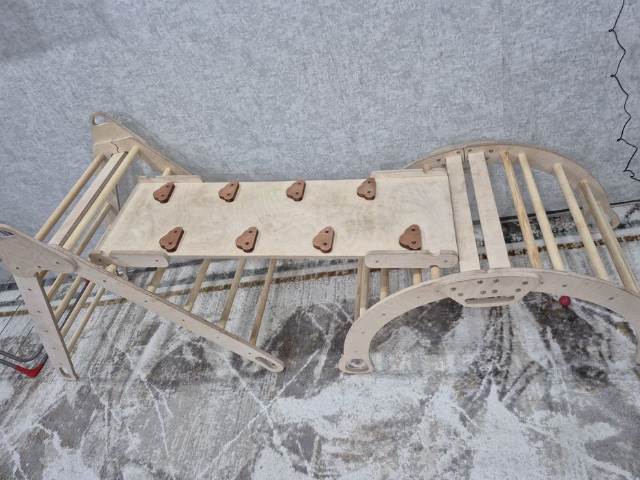 Продаю детскую лазелку