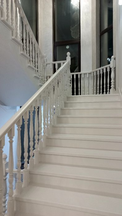 Покраска реставрация лестниц