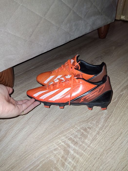 Adidas  оригинални бутонки