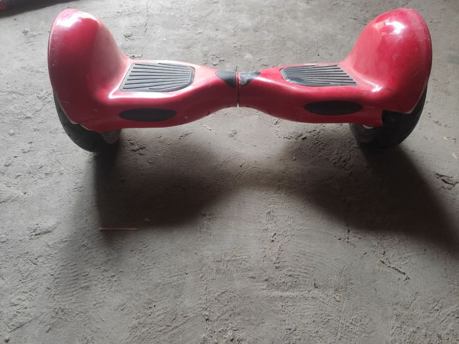 Сигвей красный. СРОЧНО