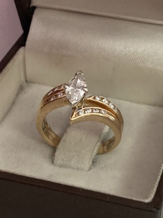 Inel aur cu diamante 0.70ct