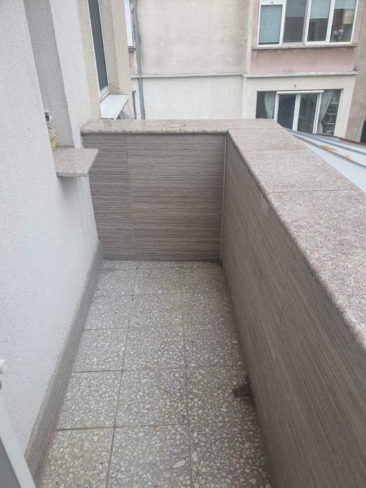 Дава се под наем Тристаен апартамент в София, Оборище - 74 кв.м за 797.64 € - Снимка #2