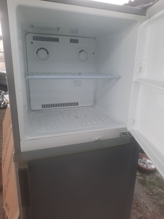 Продам холодильник LG