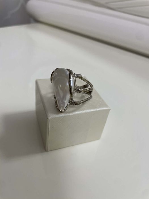 Inel unicat lucrat manual din argint rodiat