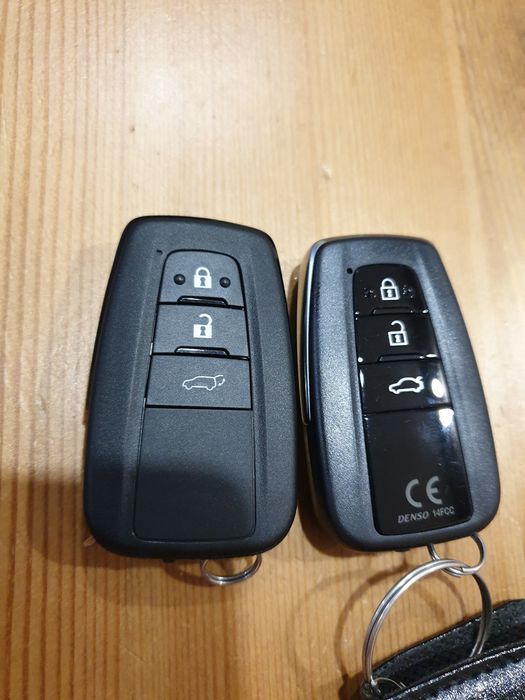 Смарт ключ тойота 70 75
