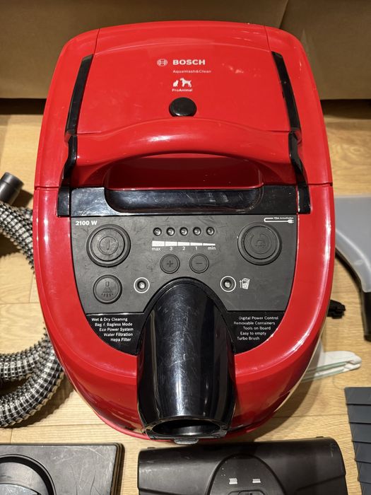 Aspirator Bosch Pro Animal BWD421PET