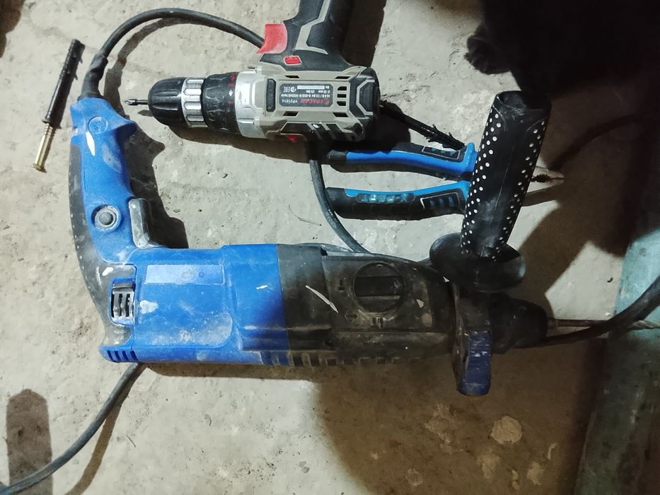 Перфоратор состояние хорош