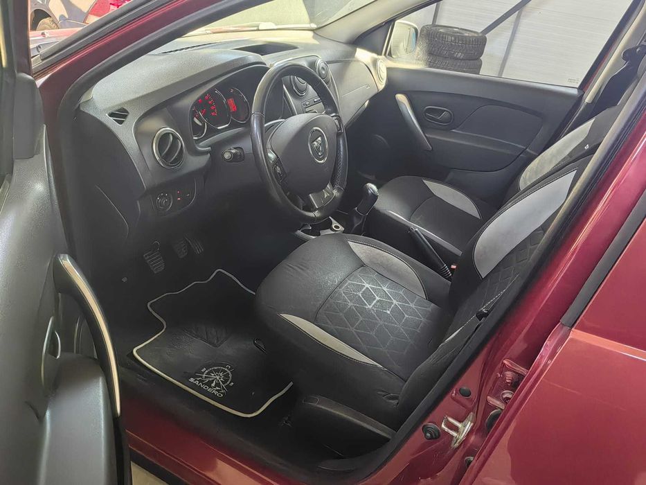 Dacia Sandero Stepway 2015 - 0.9 TCe Benzină - 178.000 km - 90 CP