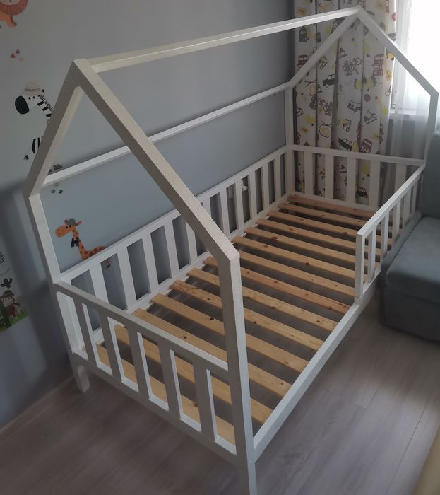 Детско легло Къщичка