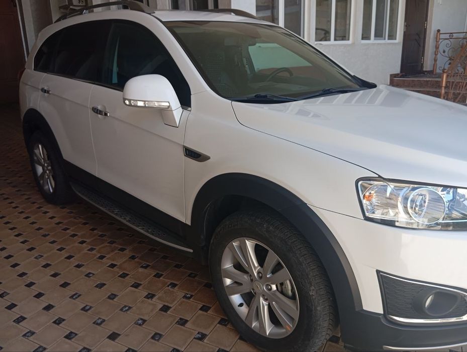 Chevrolet Captiva sirochni sotiladi