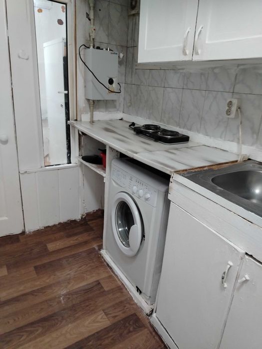 Продам 2 комнатный частный дом