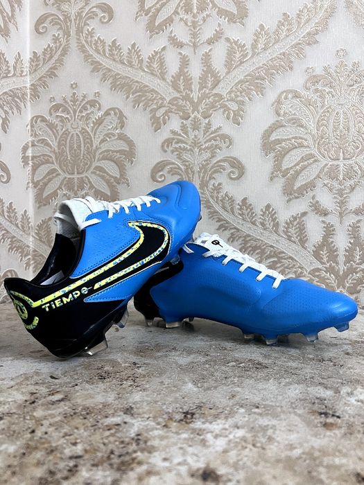 Бутсы  Nike tempo