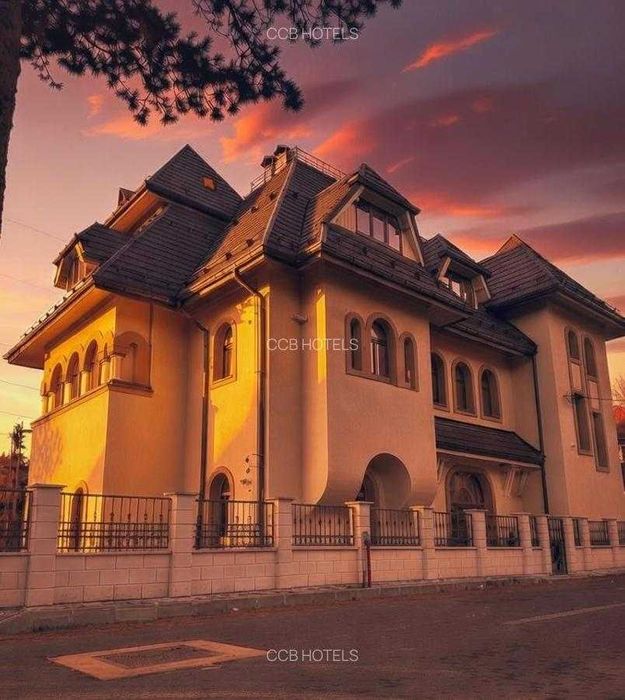 Apartament de vacanta- TVA 0% - Vila in stil Neo-Romanesc