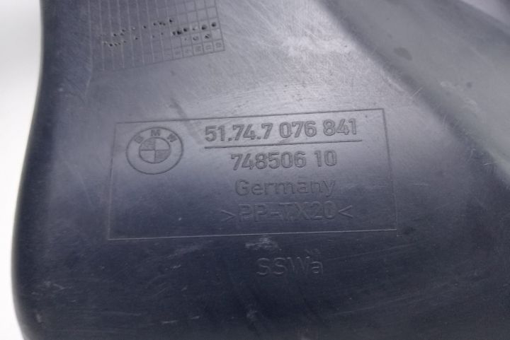 Difuzor aer stanga   51747076841 BMW Seria 1 E81-E88
