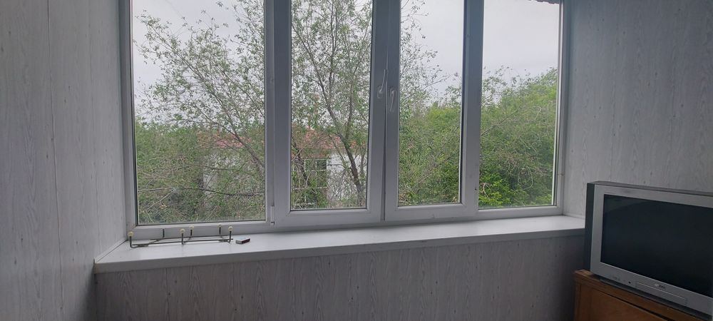 2-х ком. кв, район 3 школы, саяхат