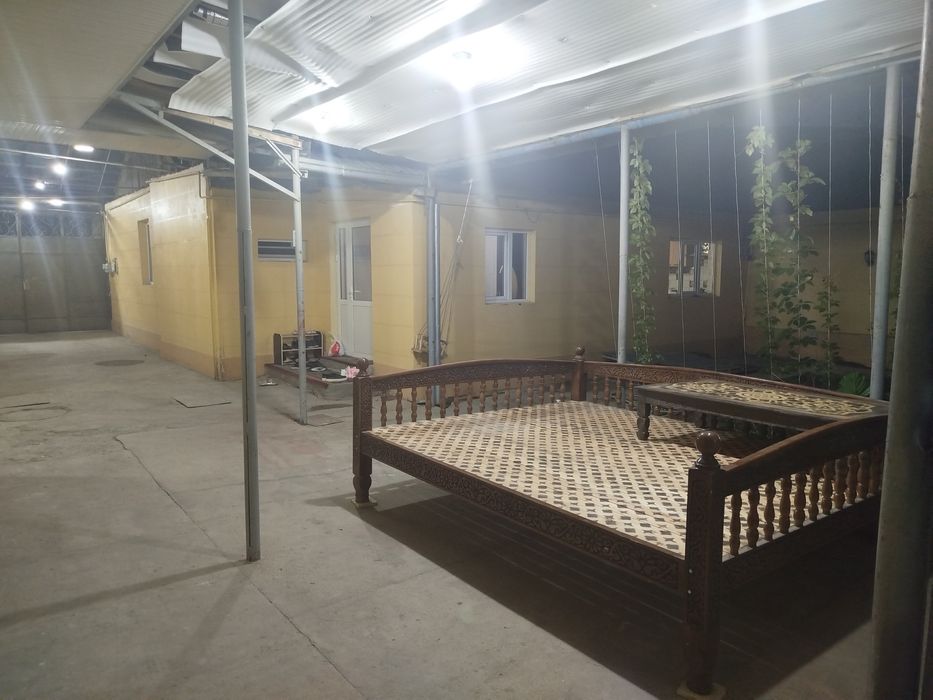 Yashnobod t. Kadishva bozor 4.37 sotu 7 xona