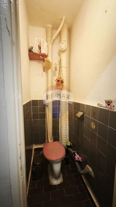 Продава се Двустаен апартамент в Варна, Възраждане 3 - 40 кв.м за 1988 €/кв.м - Снимка #9