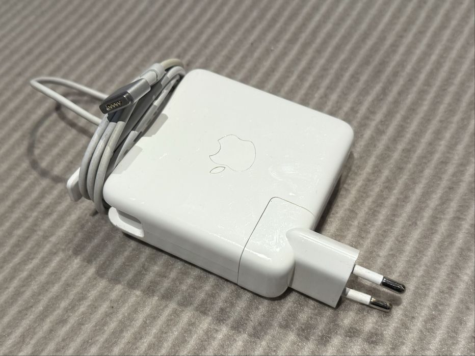 MacBook Pro (Retina 13-инчов, 2015 г.)