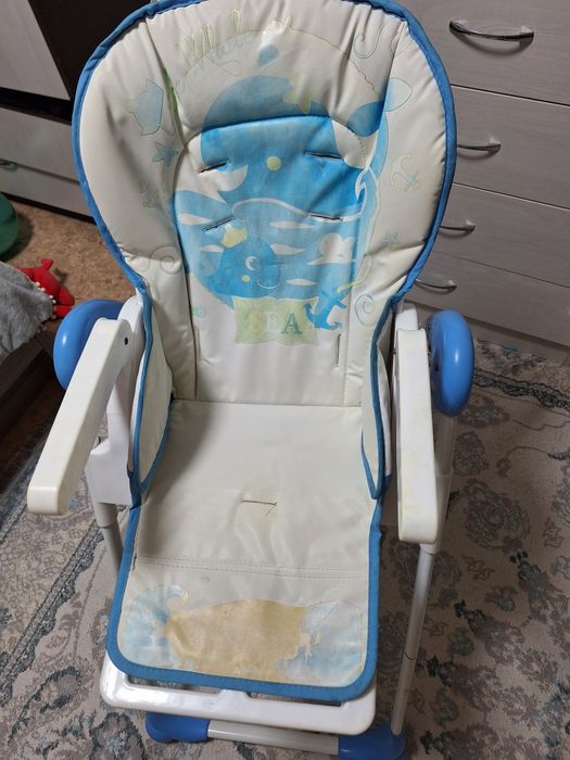 Продам стульчик для кормления