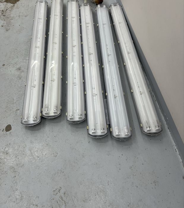 Влагозащитни лампи