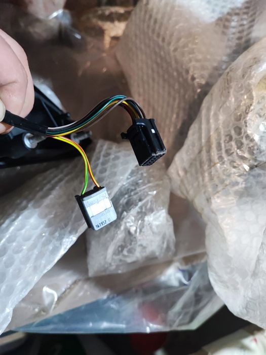 Vînd oglinda stînga si dreapta Renault Talisman  2018