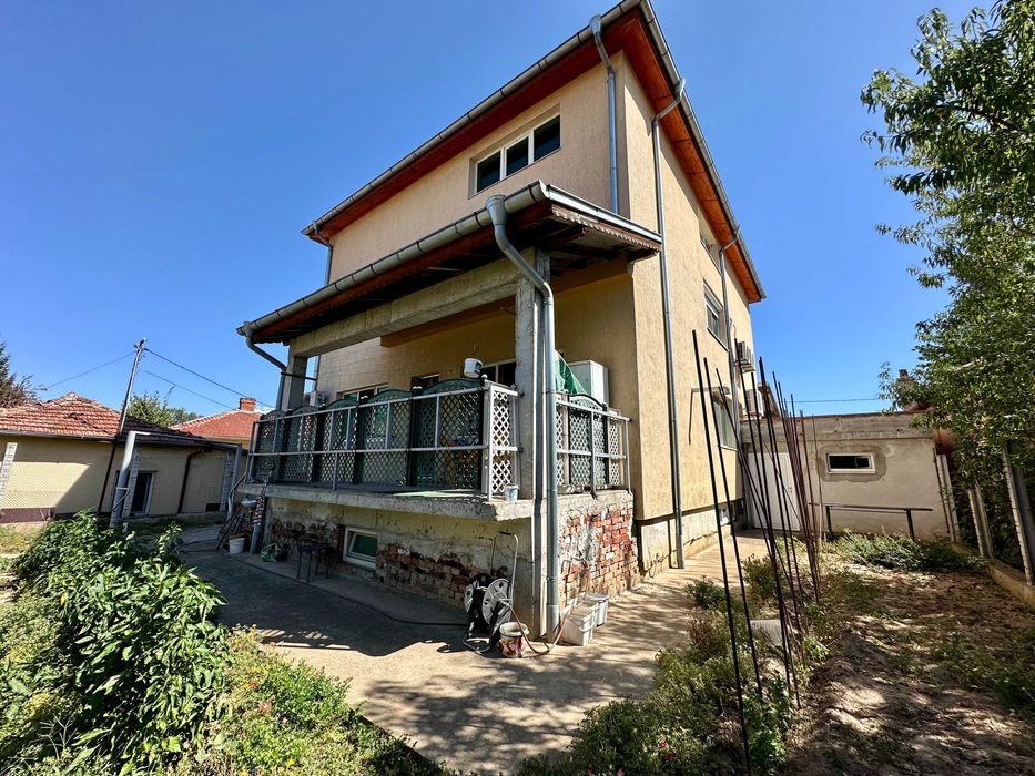 Продава се Къща в Русе, Родина 3 - 395 кв.м за 1266 €/кв.м - Снимка #14