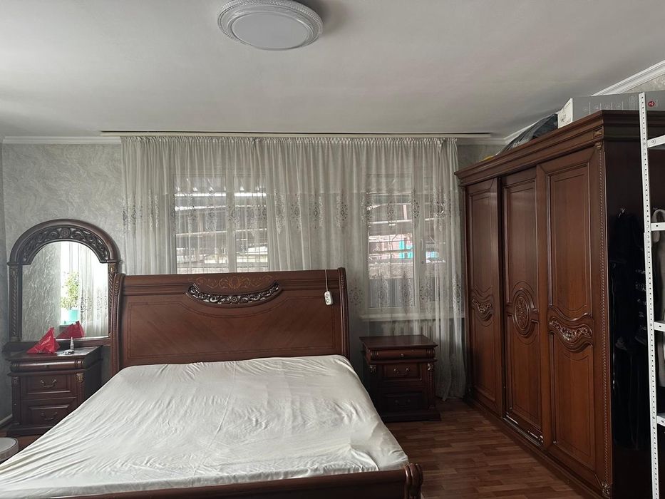 Спальный гарнитур