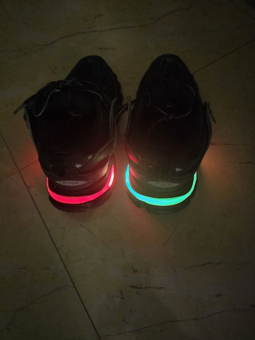 Маратонки Balenciaga Track LED