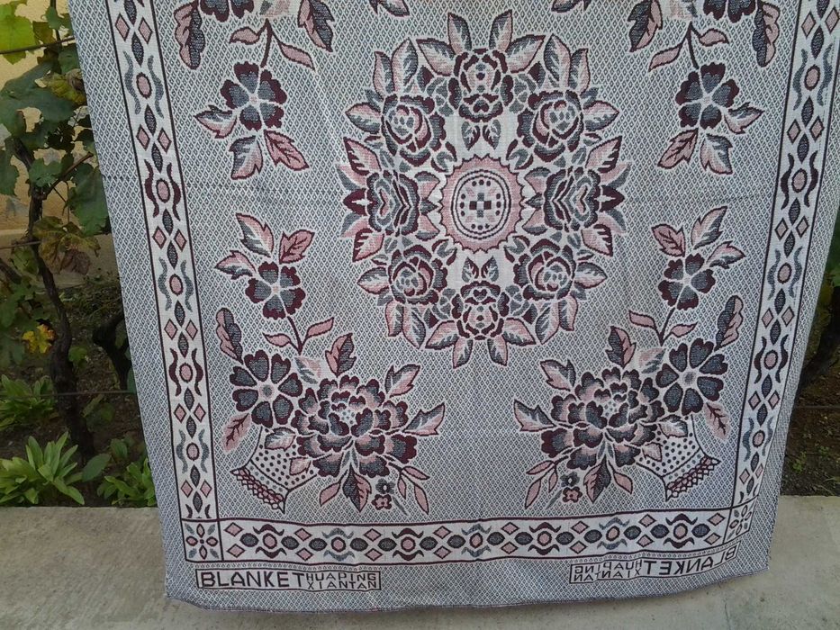 patura cu fete, model floral 140*180 cm