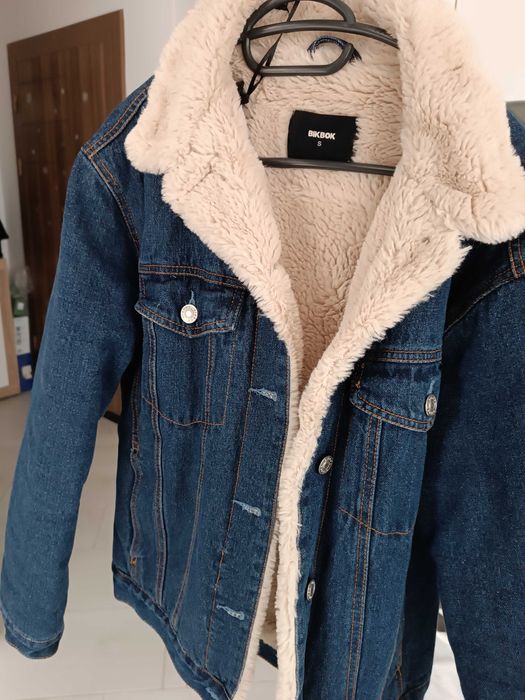 Яке шерпа деним ново BikBok