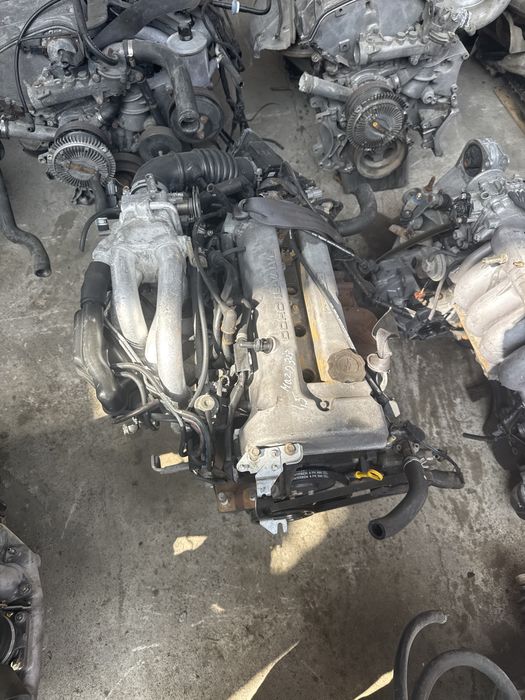 Мерседес 102 , 2л , 2.3 двигатель