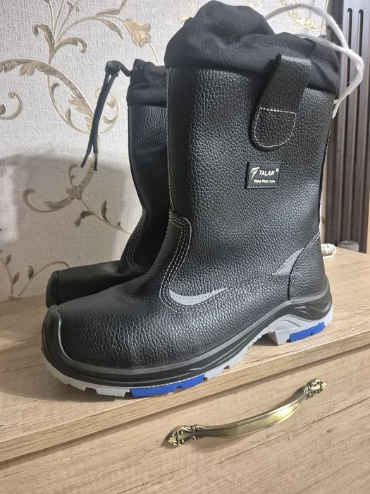 Продам спецодежда