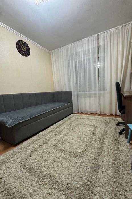 4 комнатная квартира, Кривой