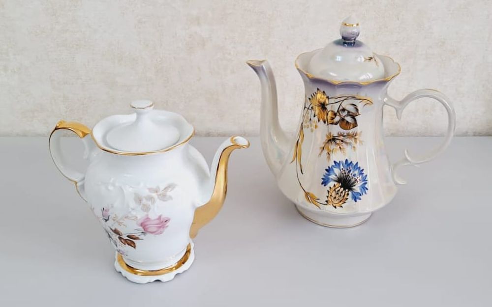 Фарфоровые чайники