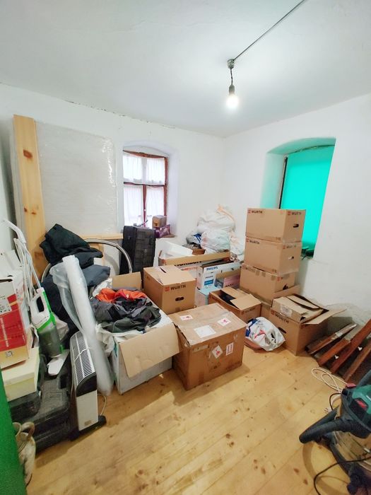 Собственикът продава еднофамилна къщата. На 18 км от гр. Приморско.