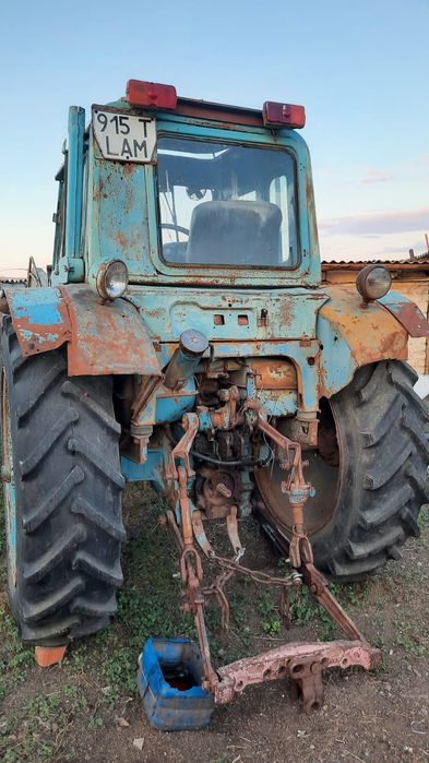 Трактор МТЗ Кун, арбасы