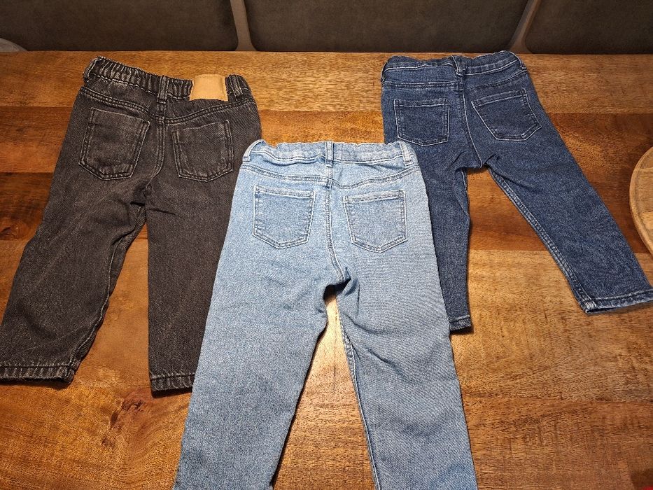 Blugi fete diferite mărimi, zara și hm