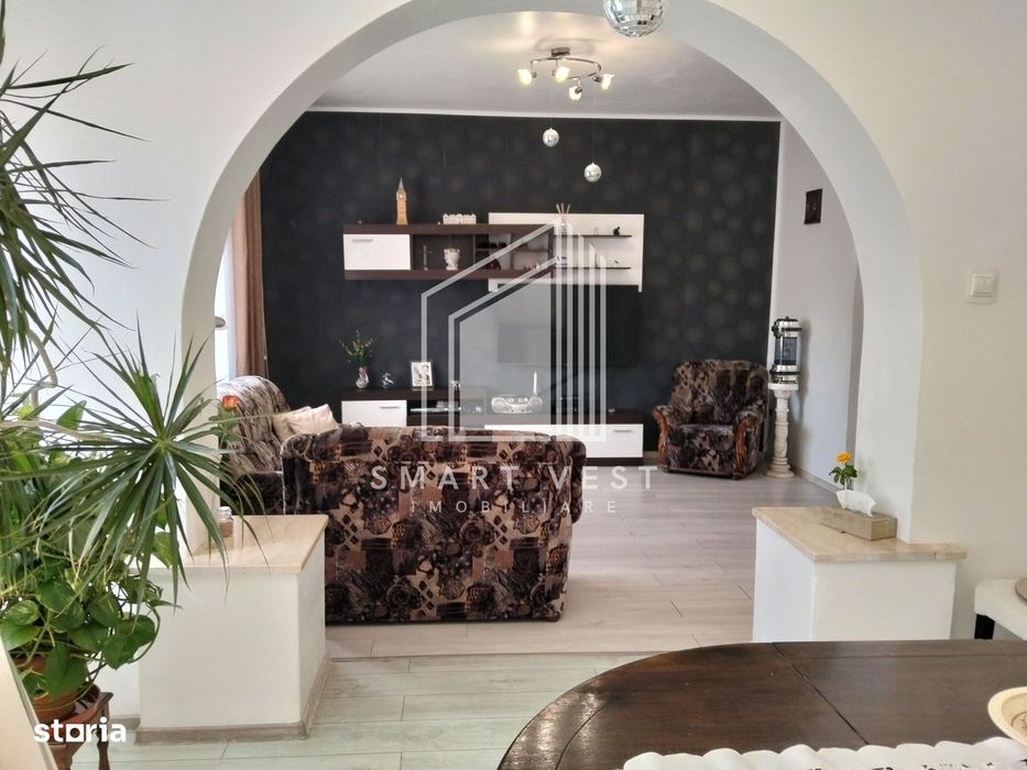 Casa de vânzare 380mp + locuinta separata pt oaspeti | Zona Cloșca