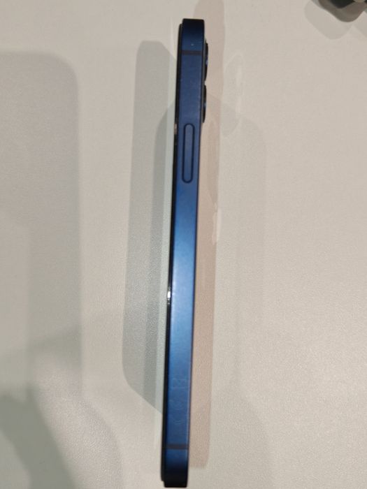 iPhone 12 128 GB синий
