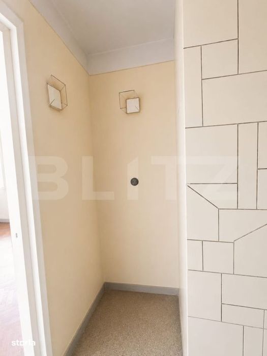 Apartament 4 camere, 80 mp, decomandat, zona centrala - Deva