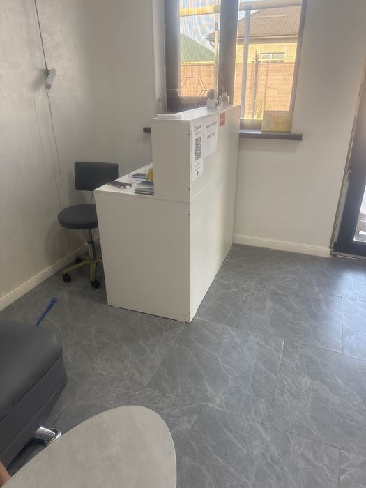 Парикмахерское кресло