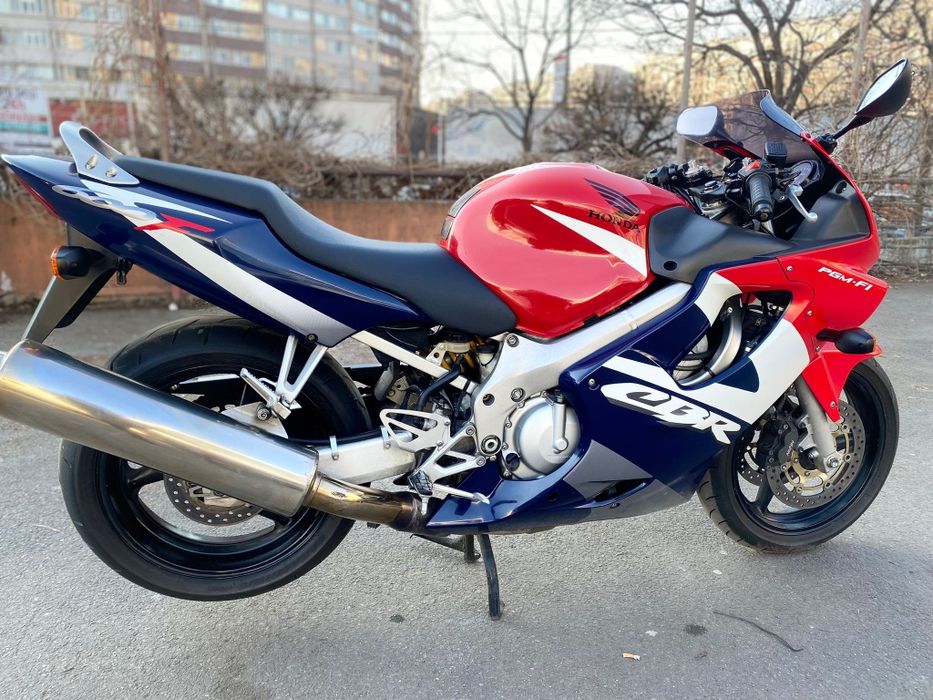 Vand motocicleta cbr f4i