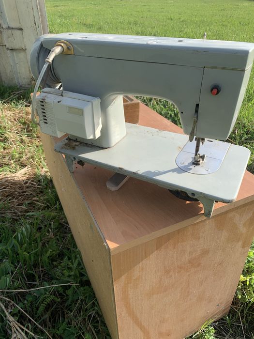 Швейная машинка Мальва